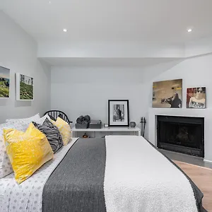 modern-design-studio.niagara-fallshotels.com/